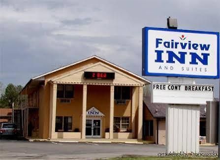Fairview Inn & Suites ภายนอก รูปภาพ